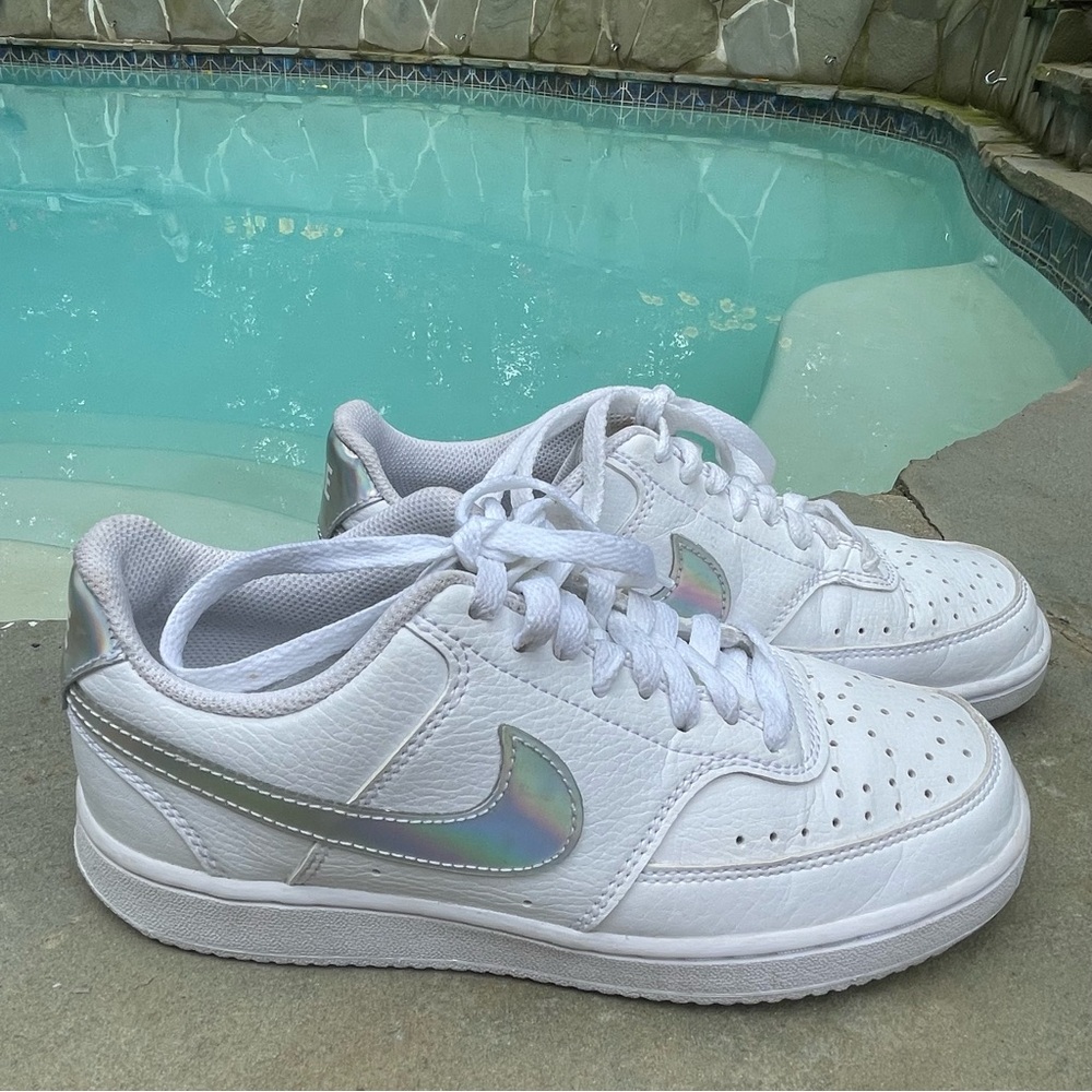 Nike Women Court Vision Low Size 7 White/Iridescent Sneakers Style# CW 5596-100